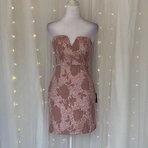Lulu's Strapless Rose Jacquard Bodycon Dress - Blush Pink